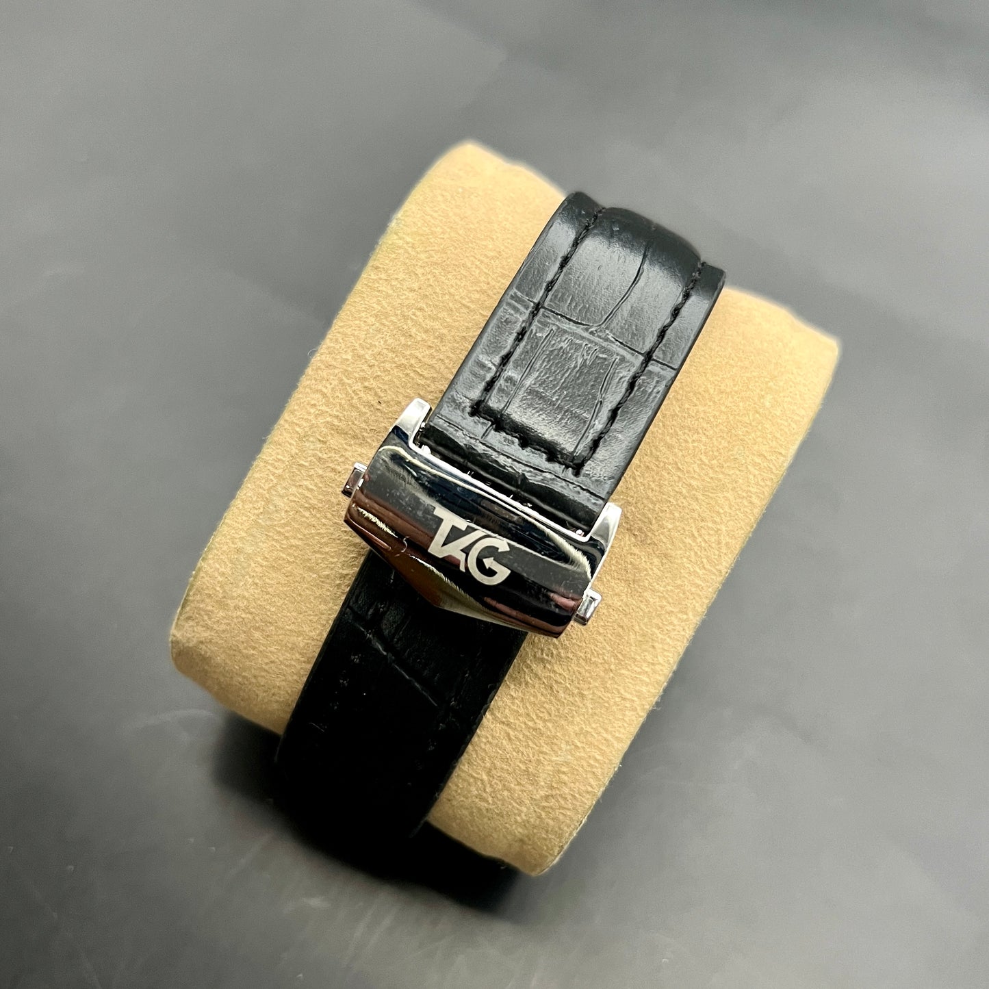 Carrera Black with Grey