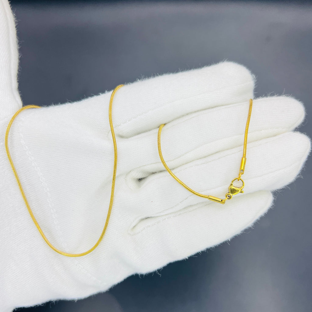 Thin Neck Snake Necklace