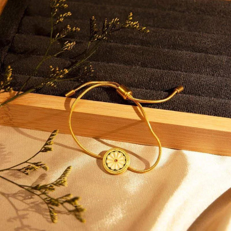 Daisy Flower Hand Tied Bracelet